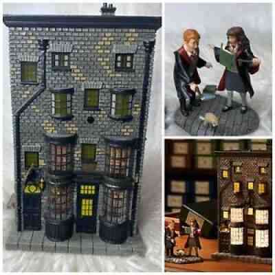 Dept 56 Lot of 2: OLLIVANDER'S WAND SHOP + WINGARDIUM LEVIOSA! Harry Potter