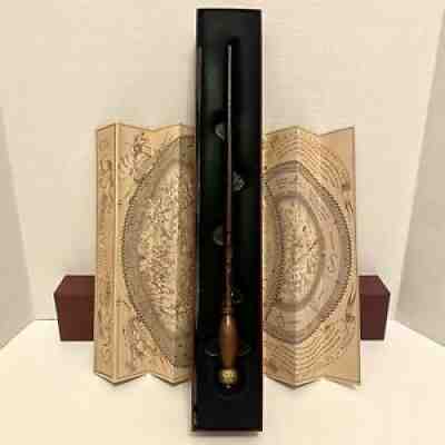 Universal Studios Wizarding World Interactive Ivy Wand Olivanders W/ Map NIB