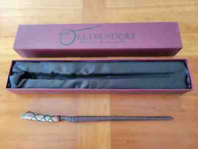 Ollivanders Wand Reed 12 Universal Wizarding World of Harry Potter with box