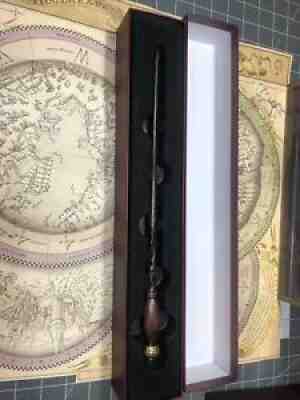 Universal Studios Harry Potter Ollivander Interactive Ivy Wand Map