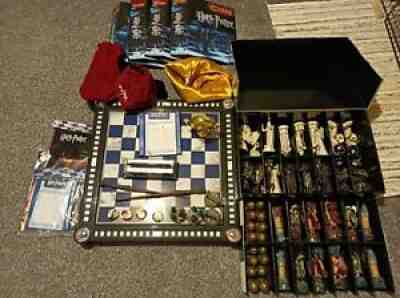 Harry Potter Dragon Chess Set by De Agostini- Dragons, Castle