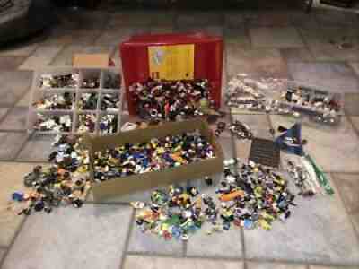 Lego Minifigure Collection Star Wars, Harry Potter, City, Marvel, DC 5lbs!