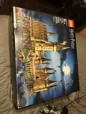 BRAND NEW Lego Harry Potter Hogwarts Castle 71043 SLIGHTLY WATER DAMAGED BOX