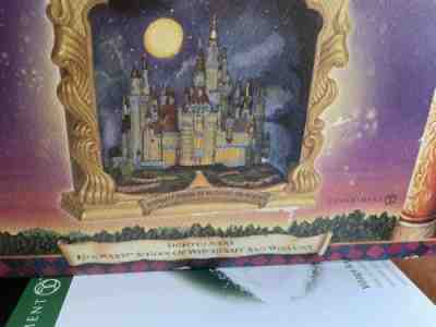 Harry Potter Lighted Scene, Hogwarts School of Witchcraft and Wizardry. Dept 56