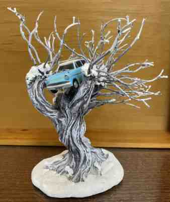 Hawthorne Village Harry Potter Whomping Willow & Blue Ford Anglia