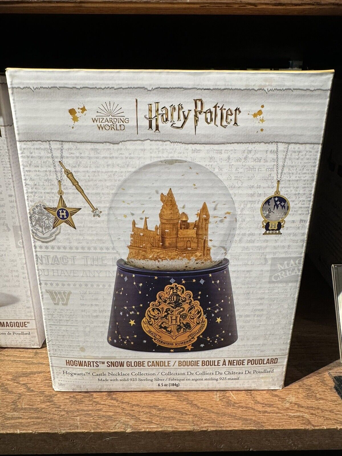 Harry Potter Charmed Aroma Hogwarts Snow Globe Candle With Necklace Brand New