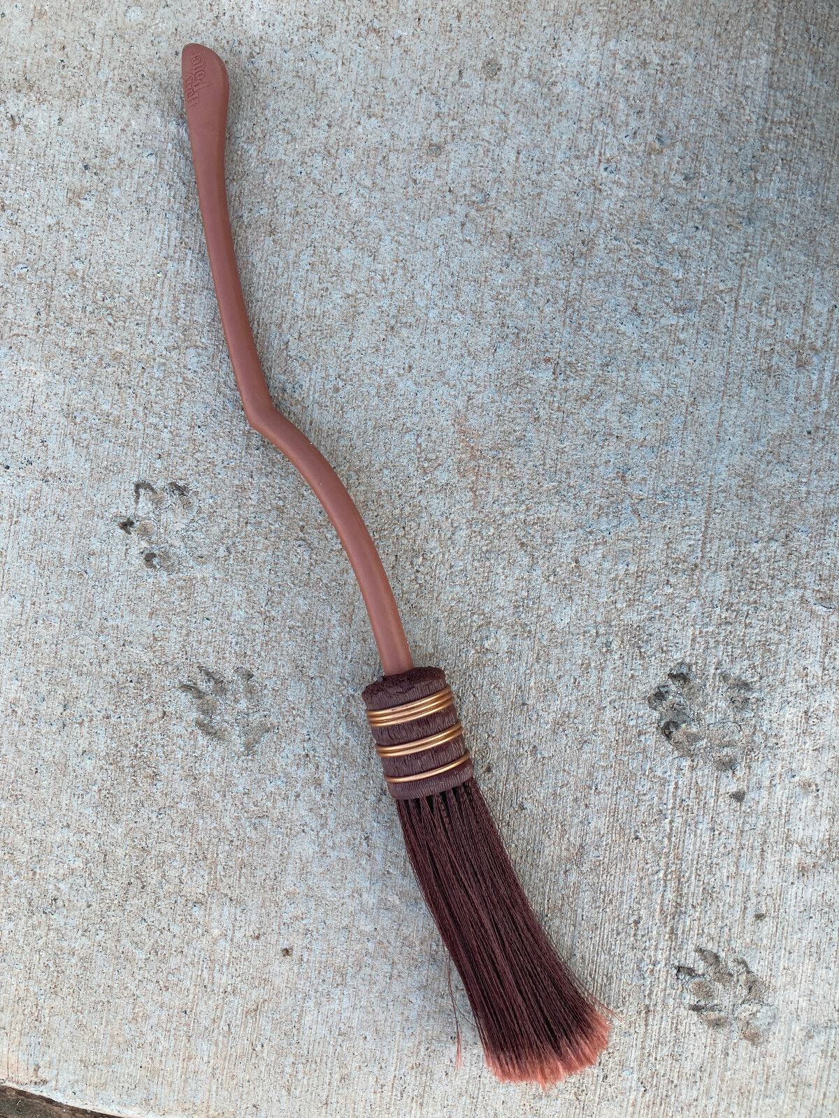 Harry Potter Collectibles : Harry Potter Vibrating Broom Value Guide -  Price List
