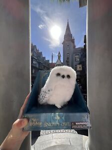 Universal Studios Harry Potter Baby Hedwig Snowy Owl with Sound and Movement NIB