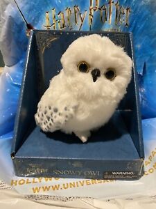 Universal Parks Harry Potter Baby Hedwig Snowy Owl with Sound & Movement NIB!