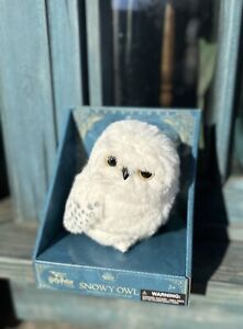 Wizarding World of Harry Potter Universal Studios Snowy Owl Toy w/Sound & Motion
