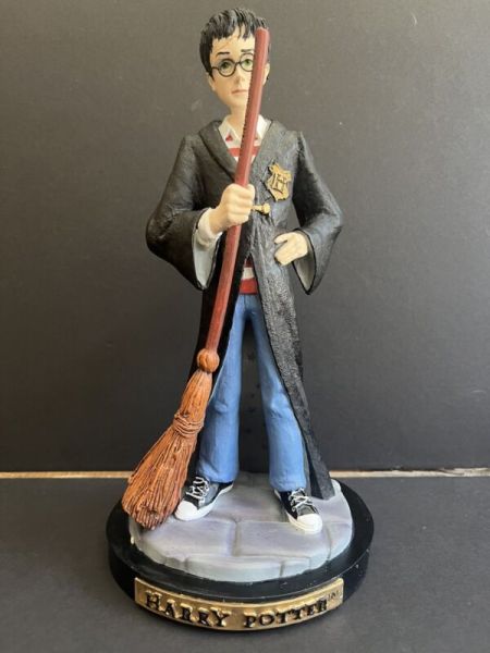 Rare Harry Potter Maquette 2000 Warner Brothers Gallery Store Figure 0018/2500
