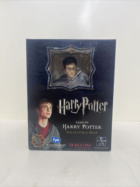 Gentle Giant Light-up Harry Potter OOTP - Suncoast Ltd Ed Exclusive #157/1000