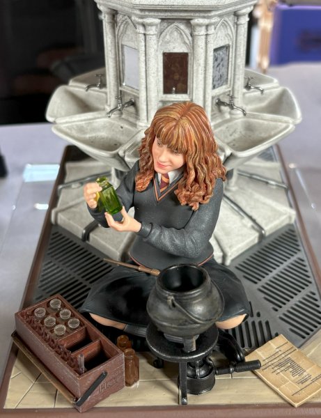 Iron Studios Hermione Granger Polyjuice Deluxe Art Scale Statue-Rare & New