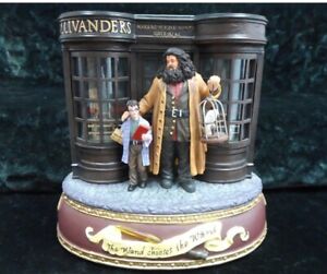 Harry Potter OLLIVANDERS WAND SHOP Music Box. Never opened!! Rare!