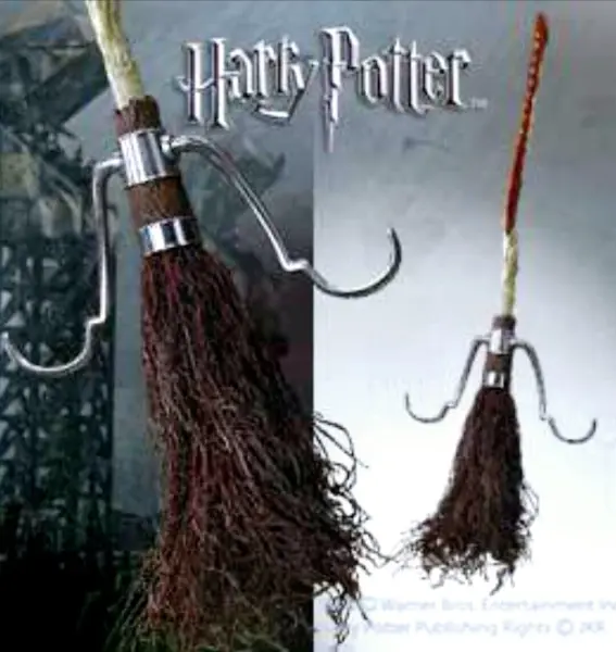 Harry Potter Firebolt Quidditch Broom Authentic Noble Collection 1/1 Replica