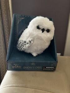 Universal Studios Harry Potter Hedwig Snowy Owl Shoulder Plush – With Sound & Movement