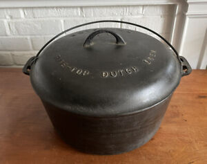 GRISWOLD #11 Tite Top Dutch Oven~ #836 Pot PAT'D 3/16/20 & #2554 LID Pat 2/10/30