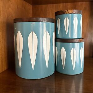 Vintage Set Of 3 Midcentury CATHERINEHOLM Graduated Dusty Aqua Lotus Canisters
