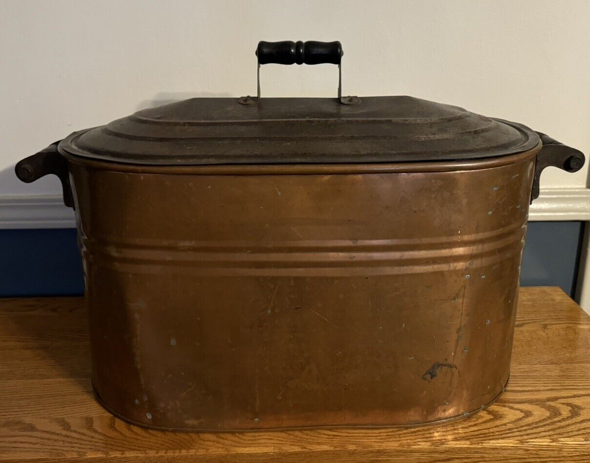 Vintage Antique Copper Boiler Wash Tub Pot & Lid with Wood Handles