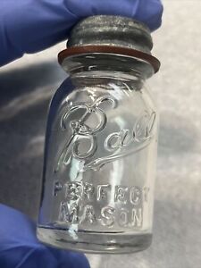 Vintage Miniature BALL PERFECT MASON SALESMAN SAMPLE Glass Jar Complete Lid Seal