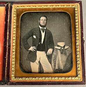 1/6 PLATE DAGUERREOTYPE GENT W/ CHIN-STRAP BEARD, WIDE-BRIM HAT, NO WIPE MARKS