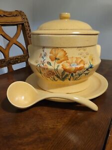 treasure craft vintage bean pot