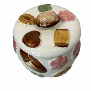 ‘Cookies All Over' Ceramic Cookie Jar With Chestnut lid, Made In japan Vintage