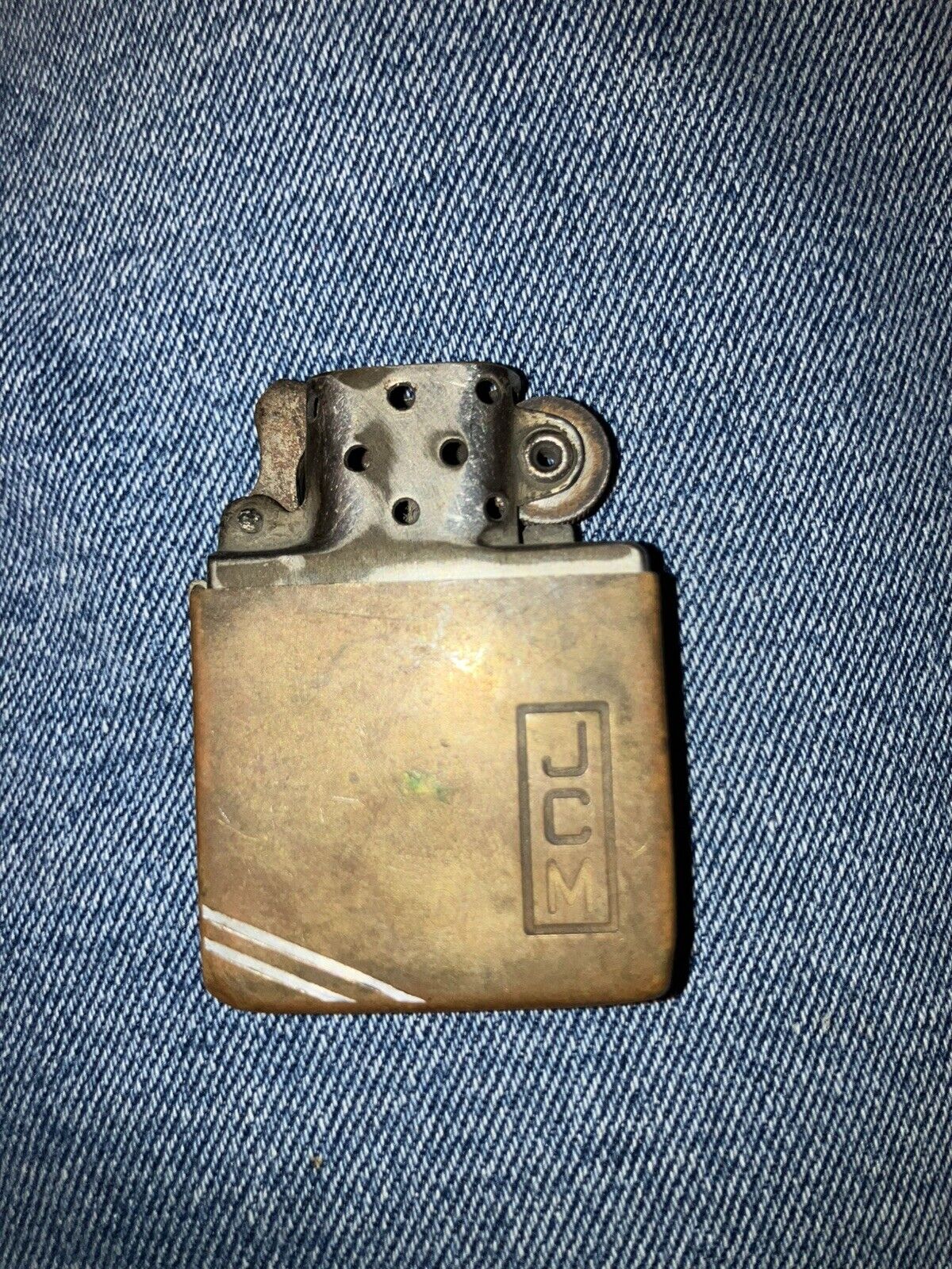 zippo lighter 2032695 vintage/antique 14 Hole 4 Barrel No Lid.