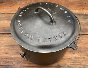 Griswold Cast Iron #7 Slant EPU Flat Bottom Kettle with HTF Rope Handle Lid