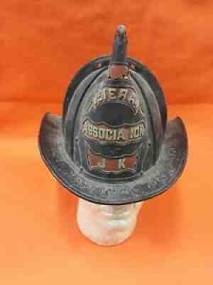 Old Vtg New London Fire Veteran FD Fire Department Leather Fireman Helmet Hat