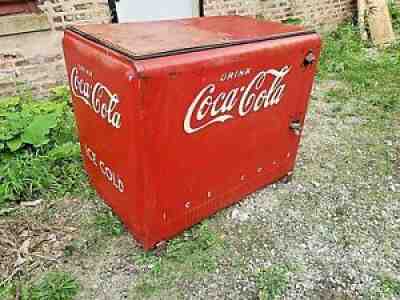 Coke Cola Ice Chest Vintage commercial soda cooler box folding lid & compressor