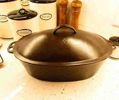 Wagner Sydney O #4 Cast Iron Oval Roaster Dutch Oven