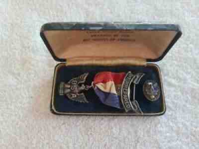 Boy Scouts of America Vintage Robbins Type 2A Eagle Scout Medal Hat Pin & Box