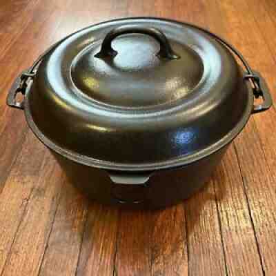 Vintage FAVORITE PIQUA WARE Cast Iron Dutch Oven-#8 w/Unique ¼Lid ¼NICE
