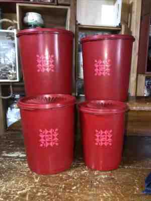 VTG Servalier Red Tupperware Tulip Quilt Canister Set of 4 with Lids -Nesting