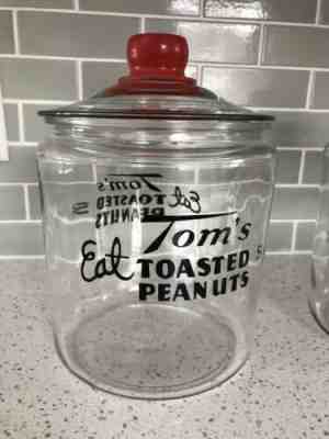 VINTAGE TOM'S TOASTED PEANUTS GLASS COUNTER JAR W/ RED KNOB LID EXCELLENT