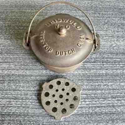 Vintage Griswold No. 0 Salesman Sample Toy Marked Cast Iron Dutch Oven 568, Lid