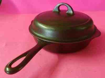 Cast Iron Large Logo Griswold No.4 Skillet 702 A, & Self Basting Cover Lid 1094