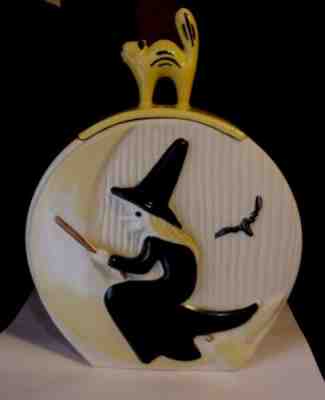 VINTAGE ABINGDON WITCH ON BROOMSTICK #692 COOKIE JAR -- EXCELLENT CONDITION