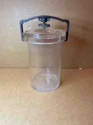 1895 WHITALL TATUM CO 8.5" SPECIMEN JAR AND LID AND CLAMP AND PONTIL SCAR