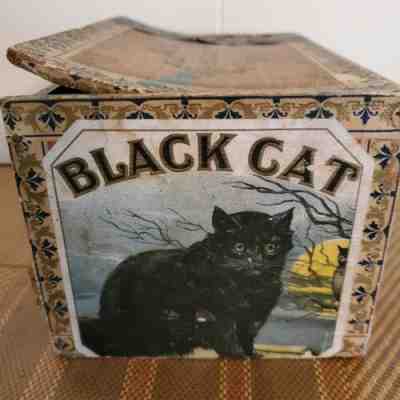 vintage BLACK CAT CIGAR BOX South Bend Indiana advertising wood box w/ lid NICE