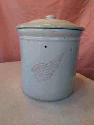 1 Gallon LARGE RED WING STONEWARE CROCK with LID - RARE ESTATE FIND!