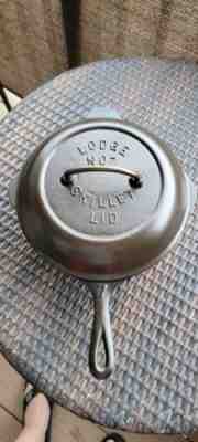 Vintage #7 Lodge Cast iron Dutch Deep Skillet