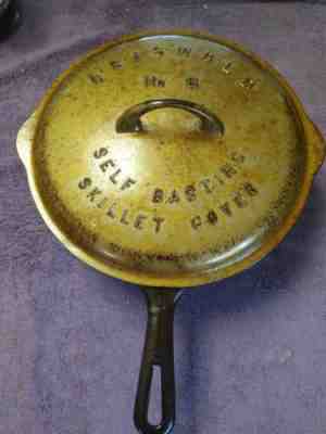 Antique Griswold 777 Deep Skillet or Chicken Fryer Pan with Original No 8 Lid U4