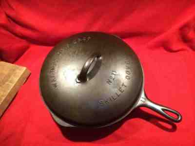 Wagner Ware Sidney -O- #11 1061A with matching #11 Drip Drop Skillet Cover 1071