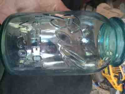 1 Vintage Blue Ball Perfect Mason Quart Jar 1910-1923 New Old Stock Zinc Lid