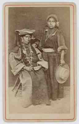INDIGENOUS PEOPLE OF PERU INDIANS BEADS NECKLACES HATS MAN WOMAN 1860s CDV PHOTO