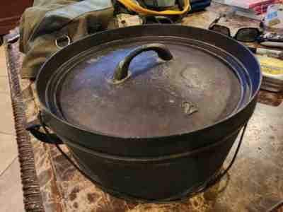 RARE 1850 - 1880 Vintage #2 OH Cast Iron 11" 3 Footed Dutch Oven & Flat Top Lid