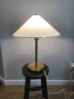 Vintage Mid Century KOCH & LOWY 14810-4 Chinese Hat Perspex Shade Table Lamp