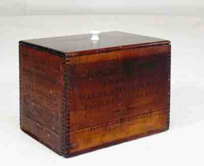 WALTER BAKER & CO. DORCHESTER MA ANTIQUE INK STMPD SM WD BOX CRATE, W/LID C.1900